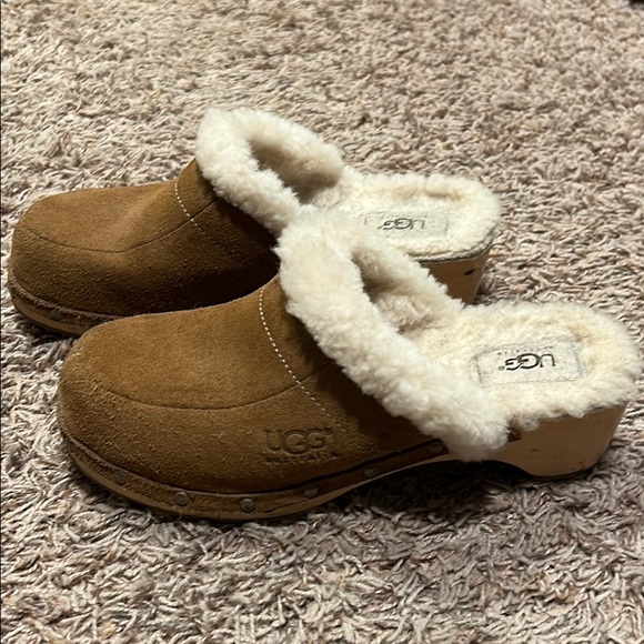 Ugg clogs - Picture 4 of 8